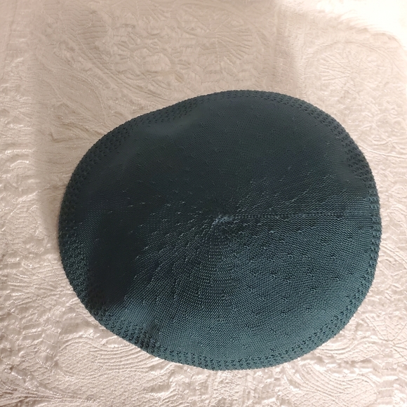 Kangol Tropic 504 Ventair Cap Green Golf Outdoor Streetwear Embroidered Unisex - Picture 2 of 6